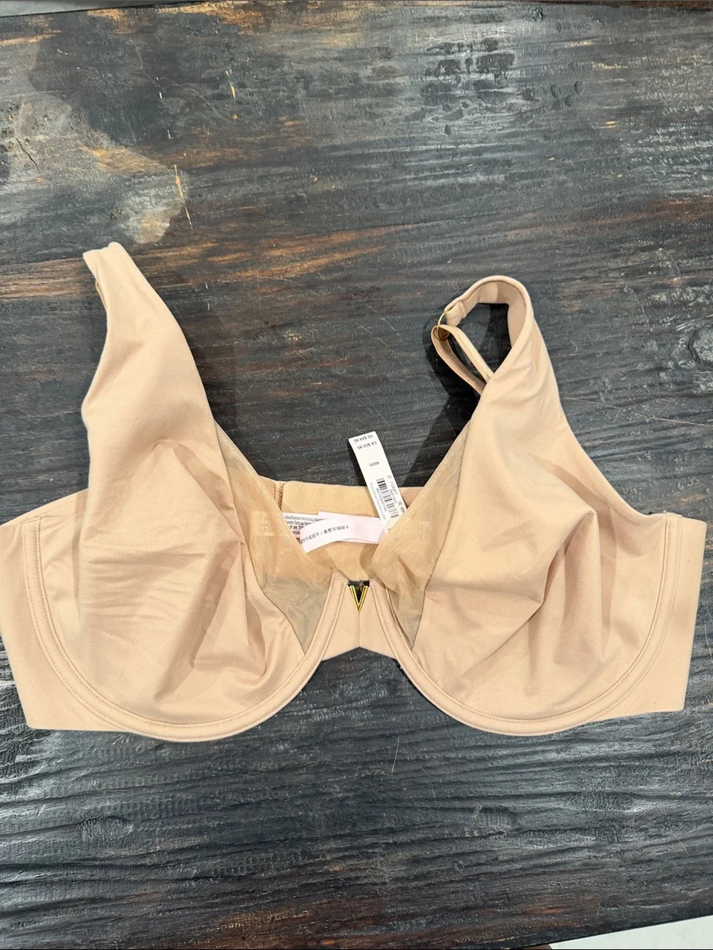Victoria's Secret Beige Underwire Full-Coverage Bra size 40DD